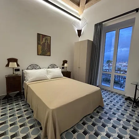 Itaca Porto Loft& * Milazzo