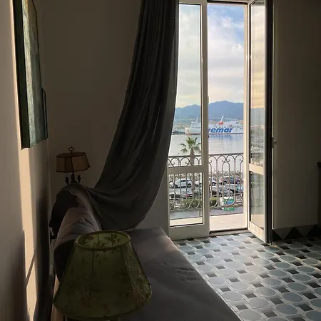 לינה וארוחת בוקר Itaca Porto Loft& מילאצו