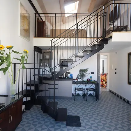 Bed & Breakfast Itaca Porto Loft& Milazzo