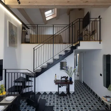 Itaca Porto Loft& * Milazzo